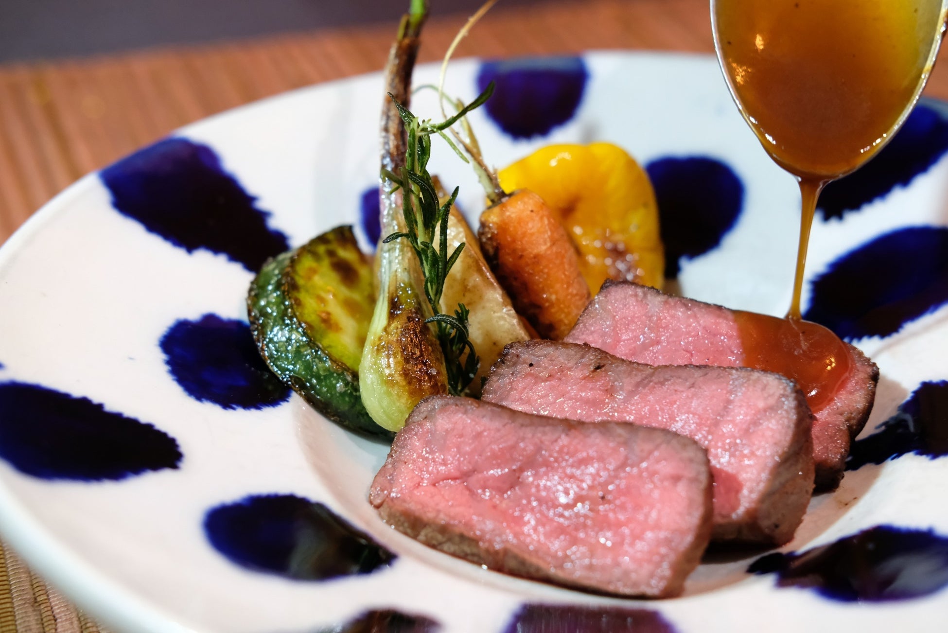 出張ケータリング 宮古島の食材を中心とした創作料理をお楽しみいただけます。