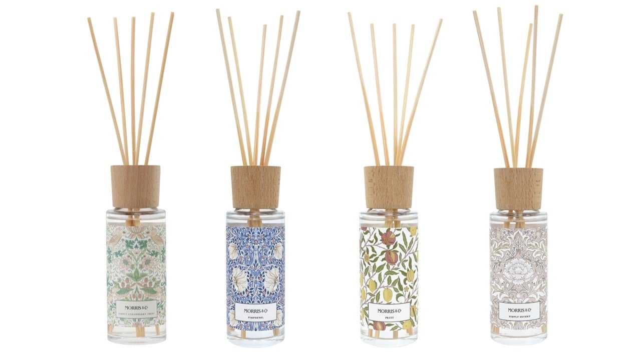 左からシンプリーいちご泥棒、ピンパネル、フルーツ、シンプリーセバーン