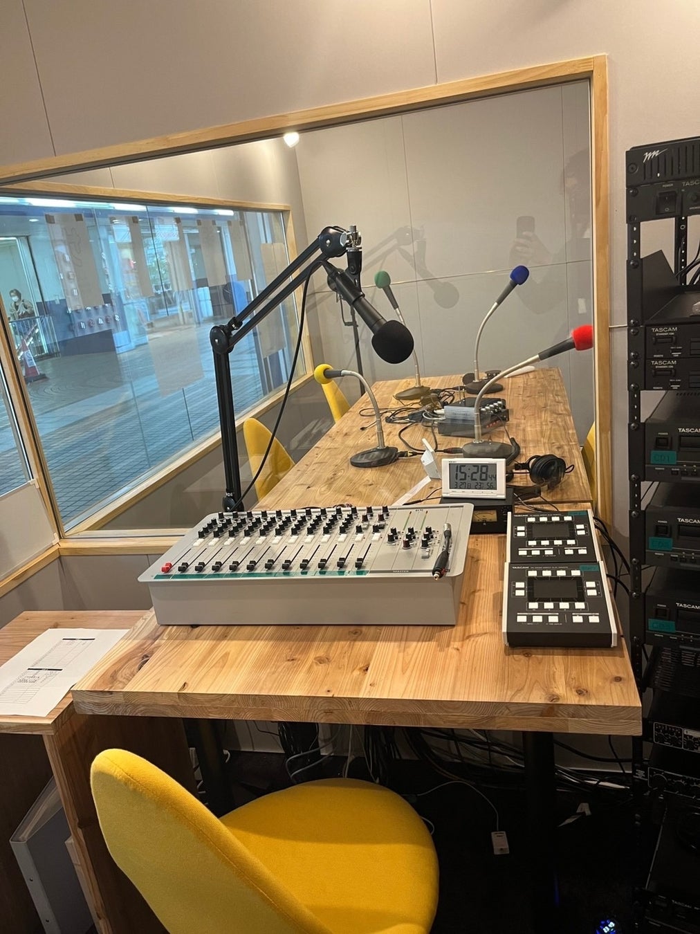 日本初 学生起業のラジオ局 金沢シーサイドfm 85 5 Mhzで決定 金沢シーサイドfmのプレスリリース 日本初 学生起業のラジオ局 金沢シーサイドfm 85 5 Mhzで決定 金沢シーサイドfmのプレスリリース