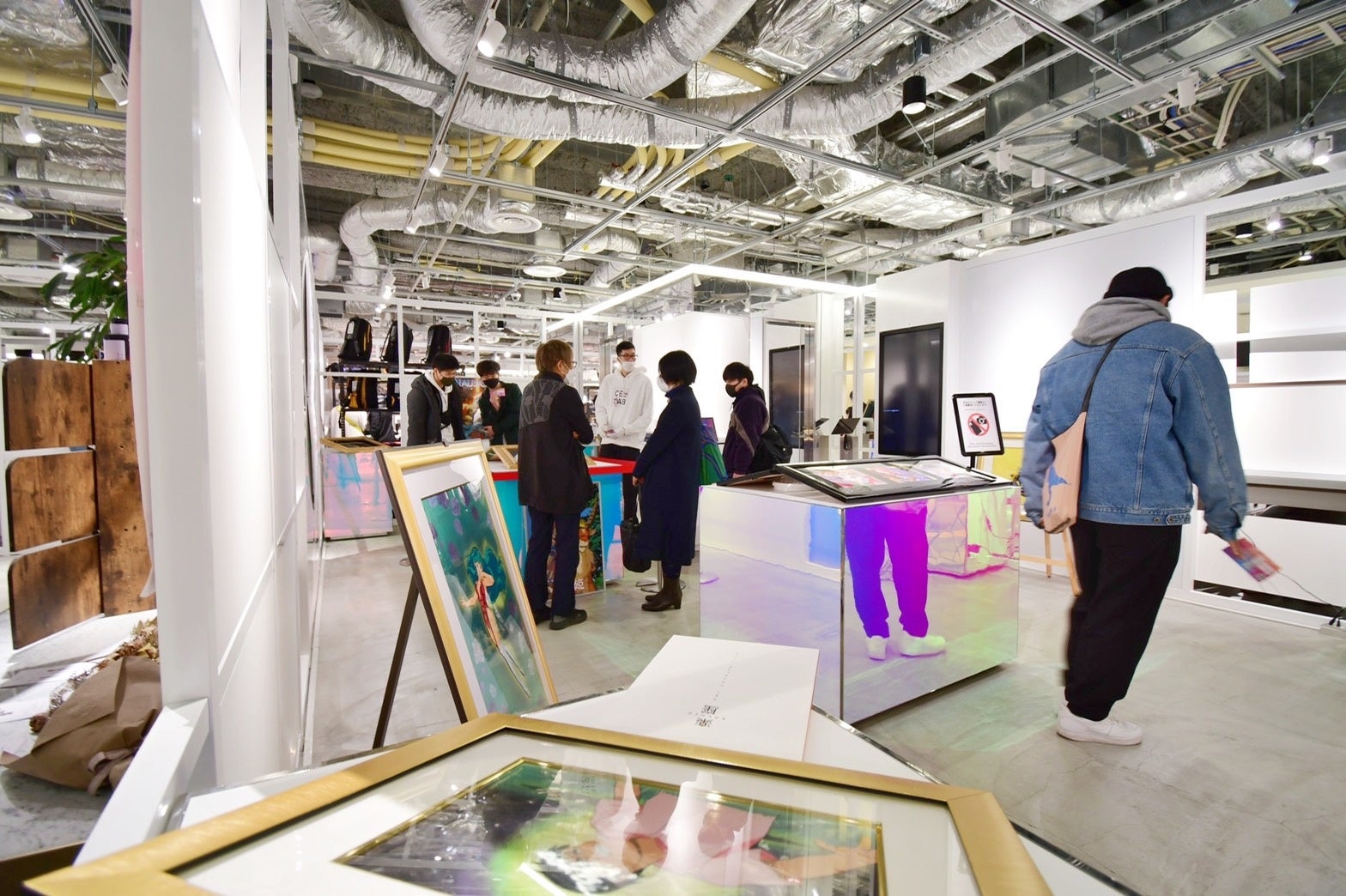 実際にアニメ制作で使用されていたセル画の展示