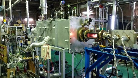 アンモニアを用いた燃焼実験の様子