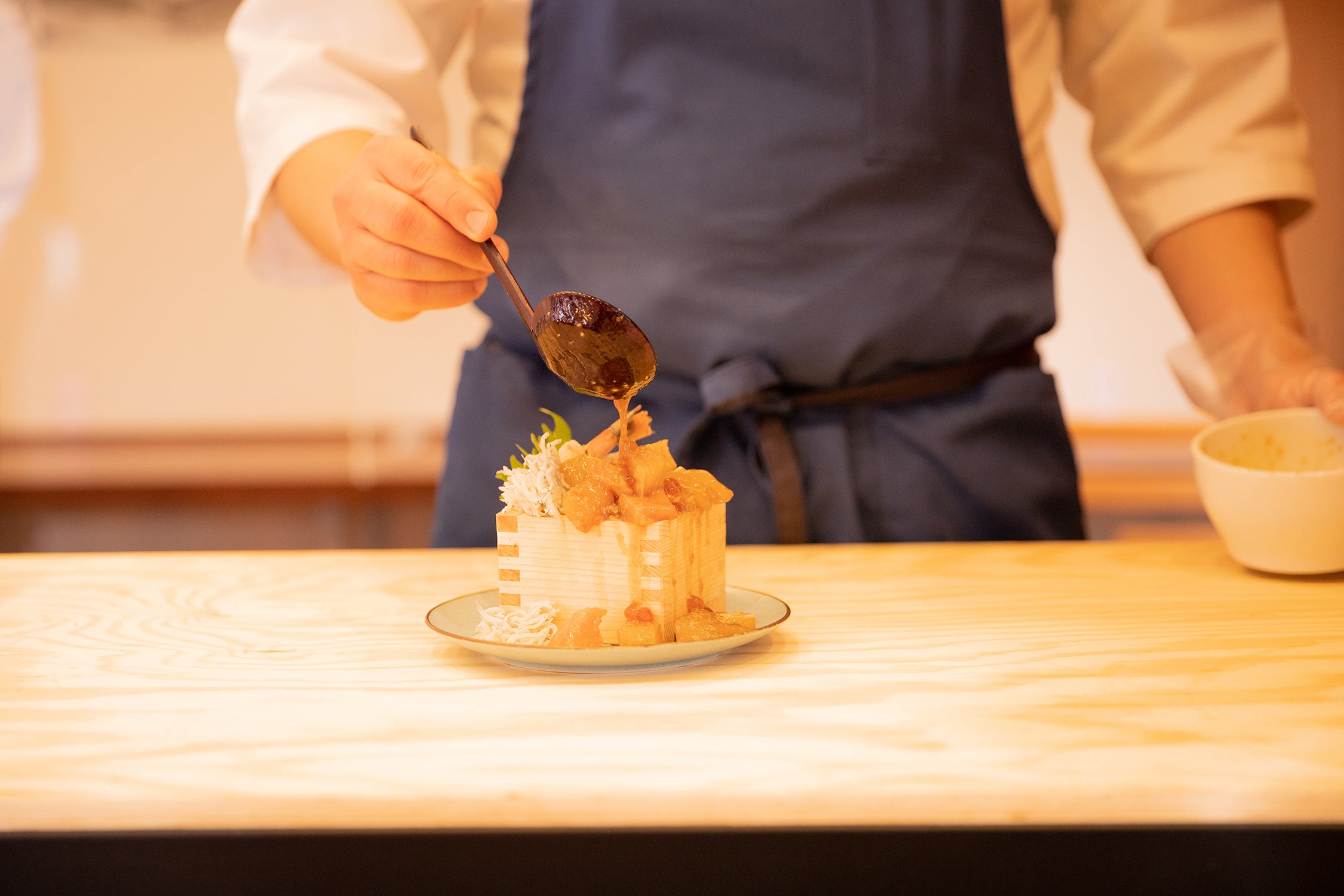 海鮮こぼれるぞ丼