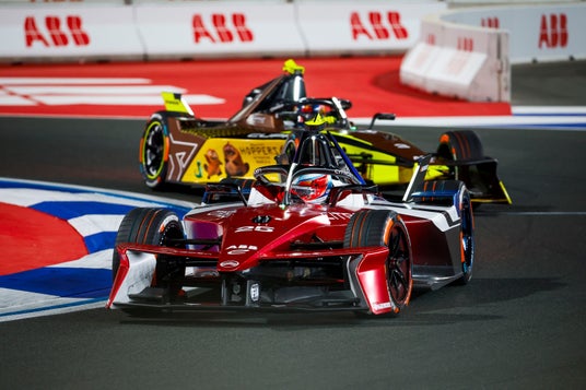 ABB、2026 TDK TokyoE-Prixで「Engineered to Outrun」を体現する革新的ソリューションを発信 ABB、2026 TDK TokyoE-Prixで「Engineered to Outrun」を体現する革新的ソリューションを発信