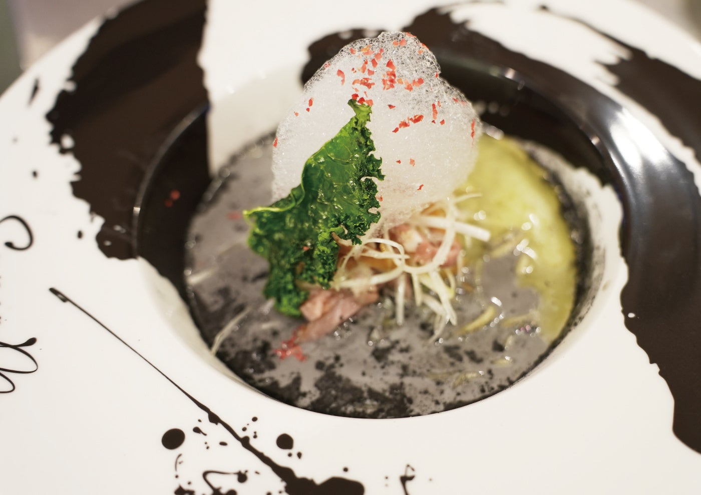 最高級フレンチラーメン期間限定で登場】「オテル・ドゥ・ミクニ」や