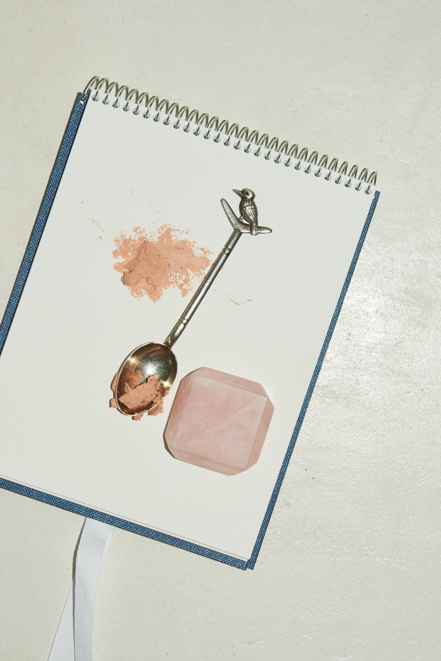BISOU Enhancing Stick N rose quartz
