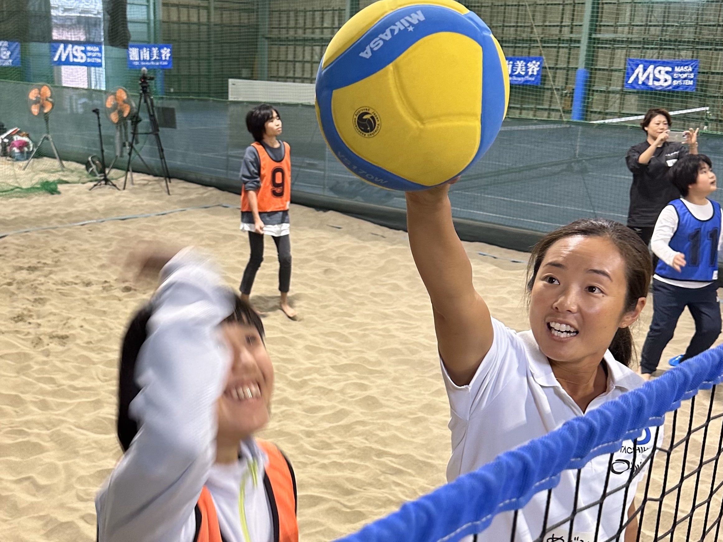 村上めぐみ選手らによる『ビーチバレーボール教室』を開催!!（放課後等