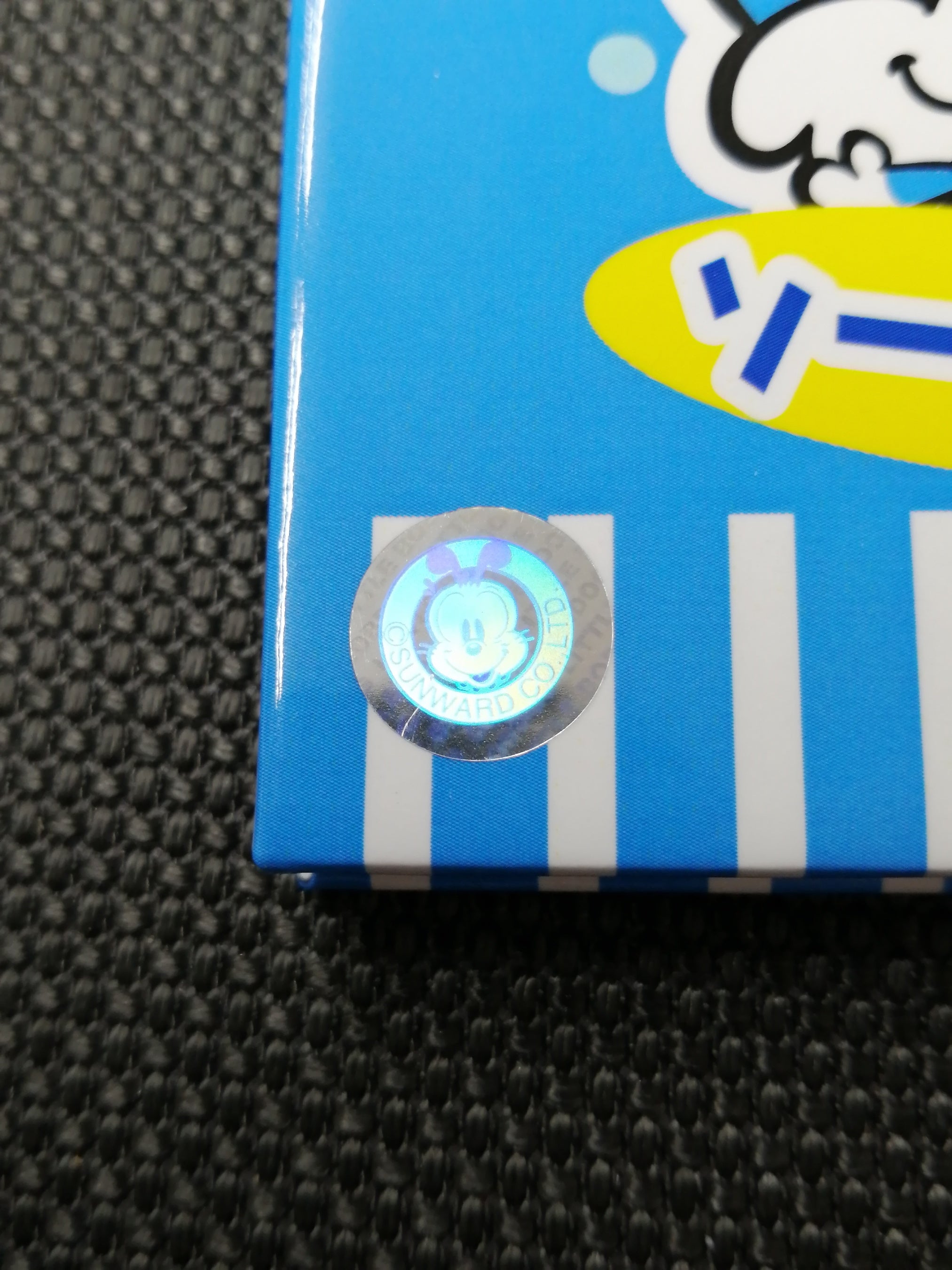 サンワード正規コラボ商品の証！ホログラムシール付