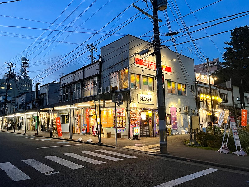 (桜山商店街)