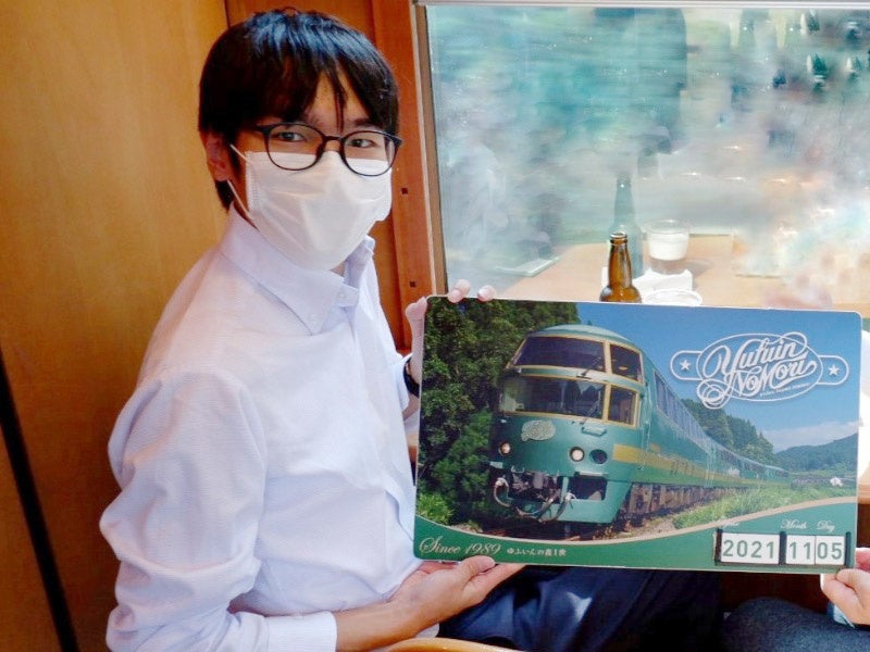 鉄道大好き寿司詰（すしづめ）です。