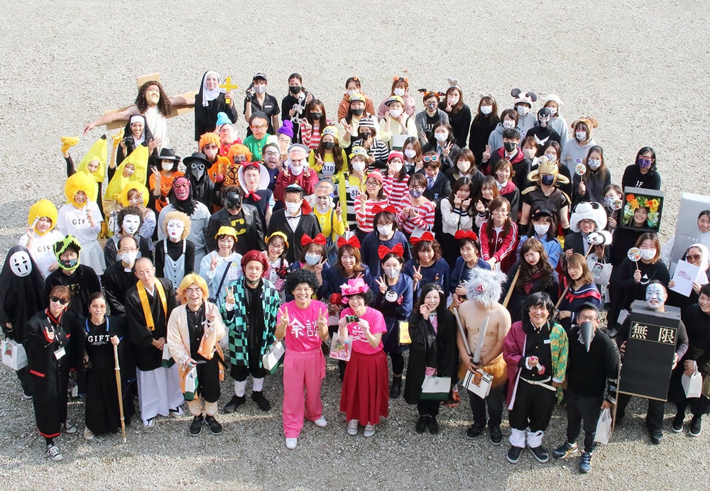 本社ハロウィンパーティーの様子