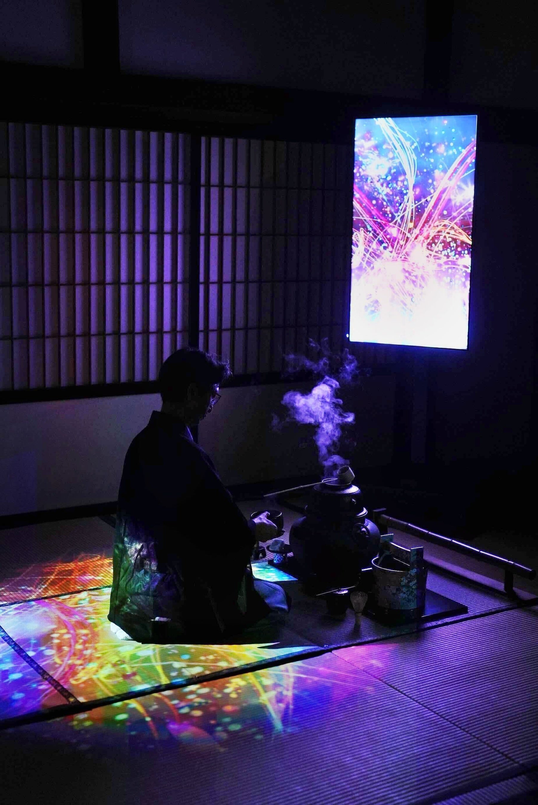 セレモニーの様子（特別演出：奈良宗久氏による茶筅）