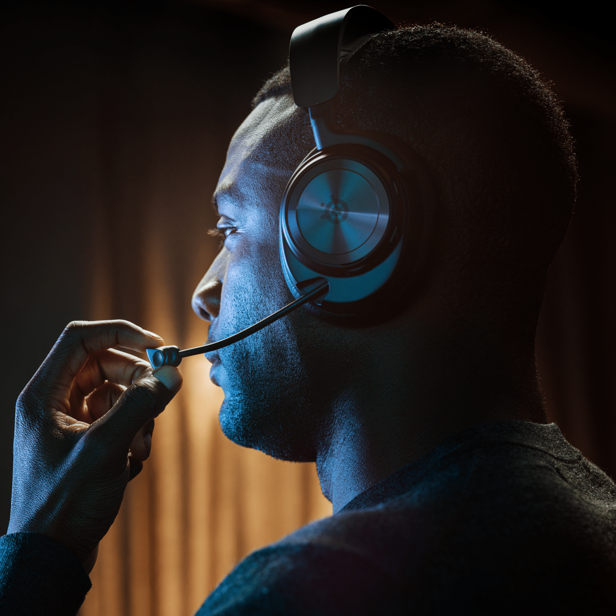 ゲーミングオーディオに革新をもたらすハイエンドヘッドセット「Arctis