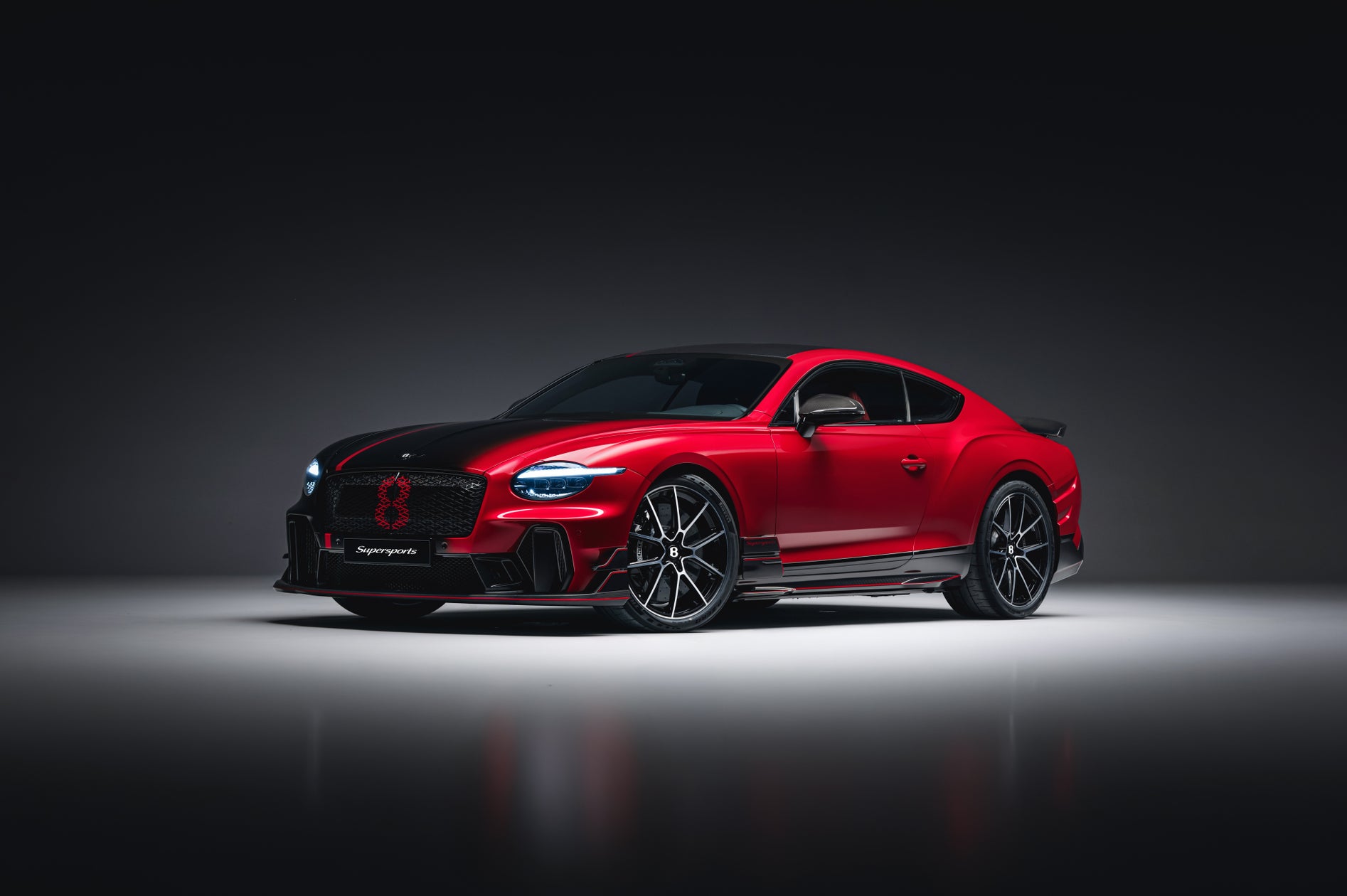Mulliner 發表專為超級跑車打造的全新設計主題「Design Themes by Mulliner」
