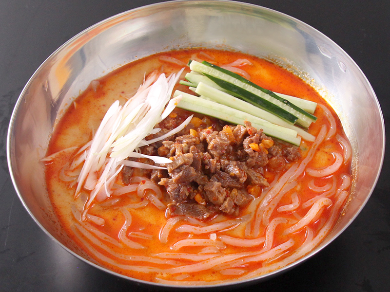 冷製牛タン担々麺