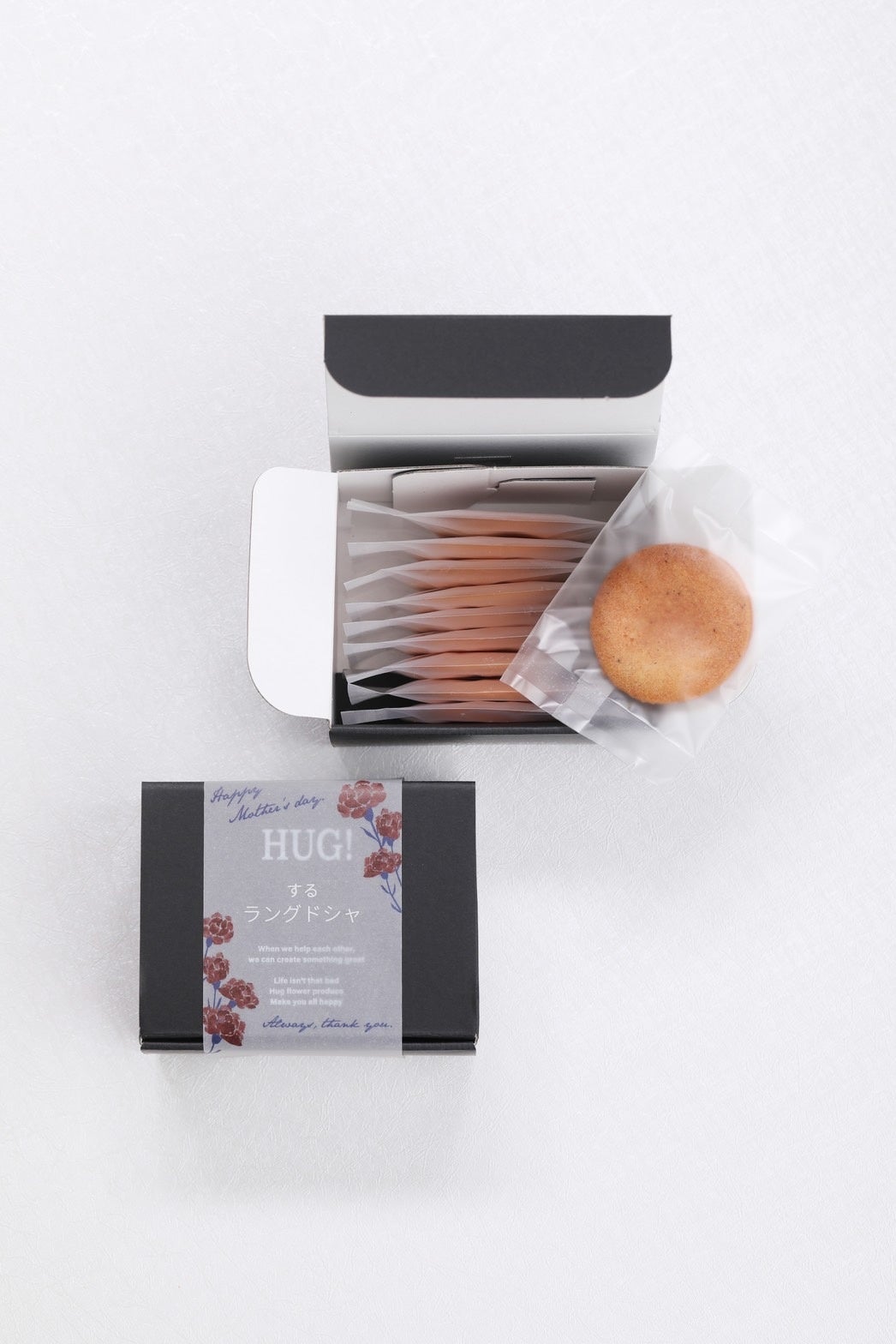 HUG!するラングドシャはほんのりチーズの香り