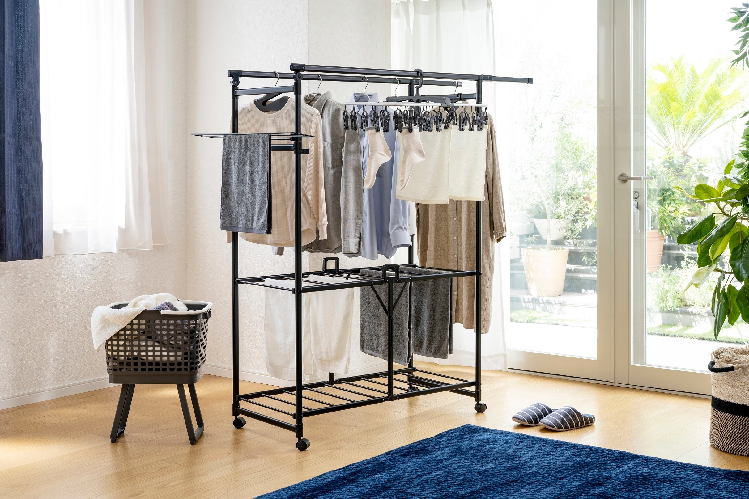 ロング丈も掛けられる 折りたたみランドリーラック パタラン