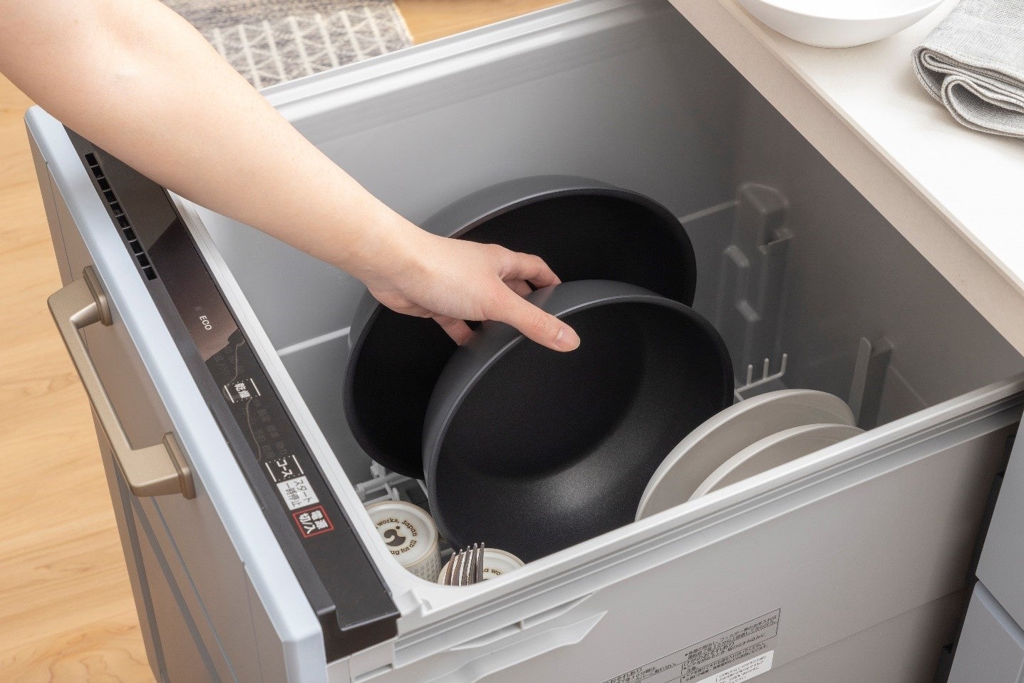 取っ手が外せる食洗機で洗えるフライパン