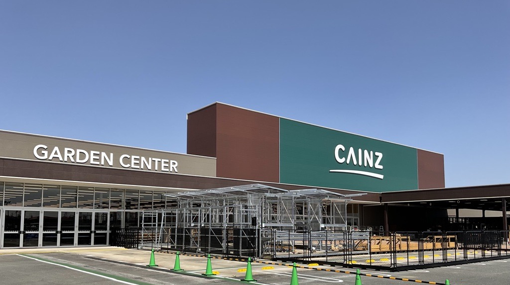 カインズ久居店　外観（建設中）