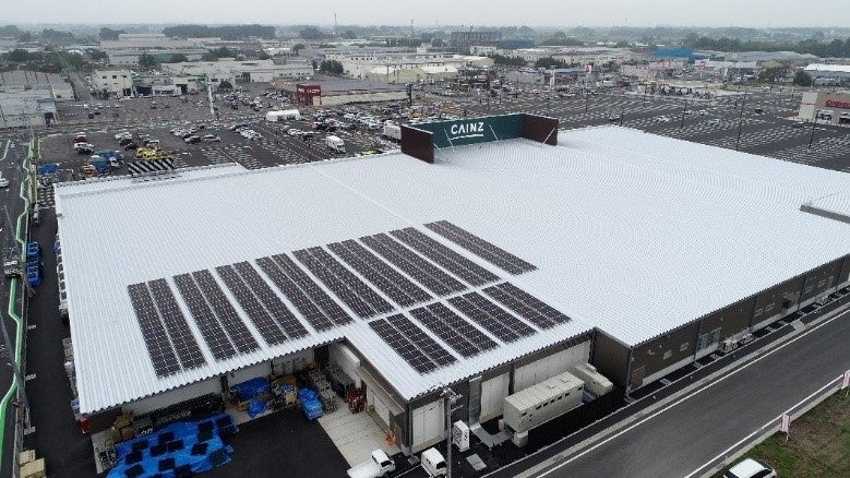 太陽光パネル (カインズ壬生店)