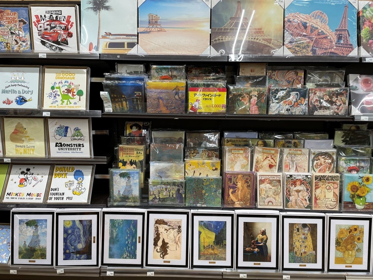 100種類のキャンパスアート