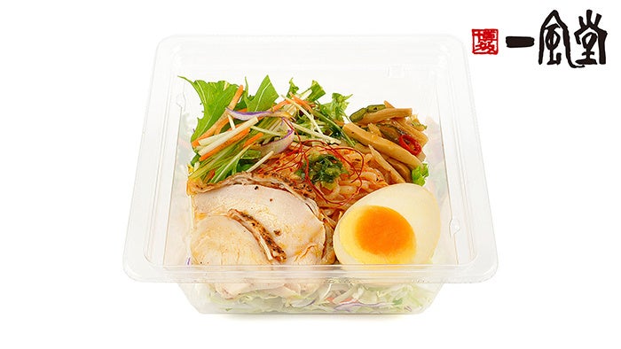 ピリ辛もやしと鶏チャーシューのおつまみサラダ