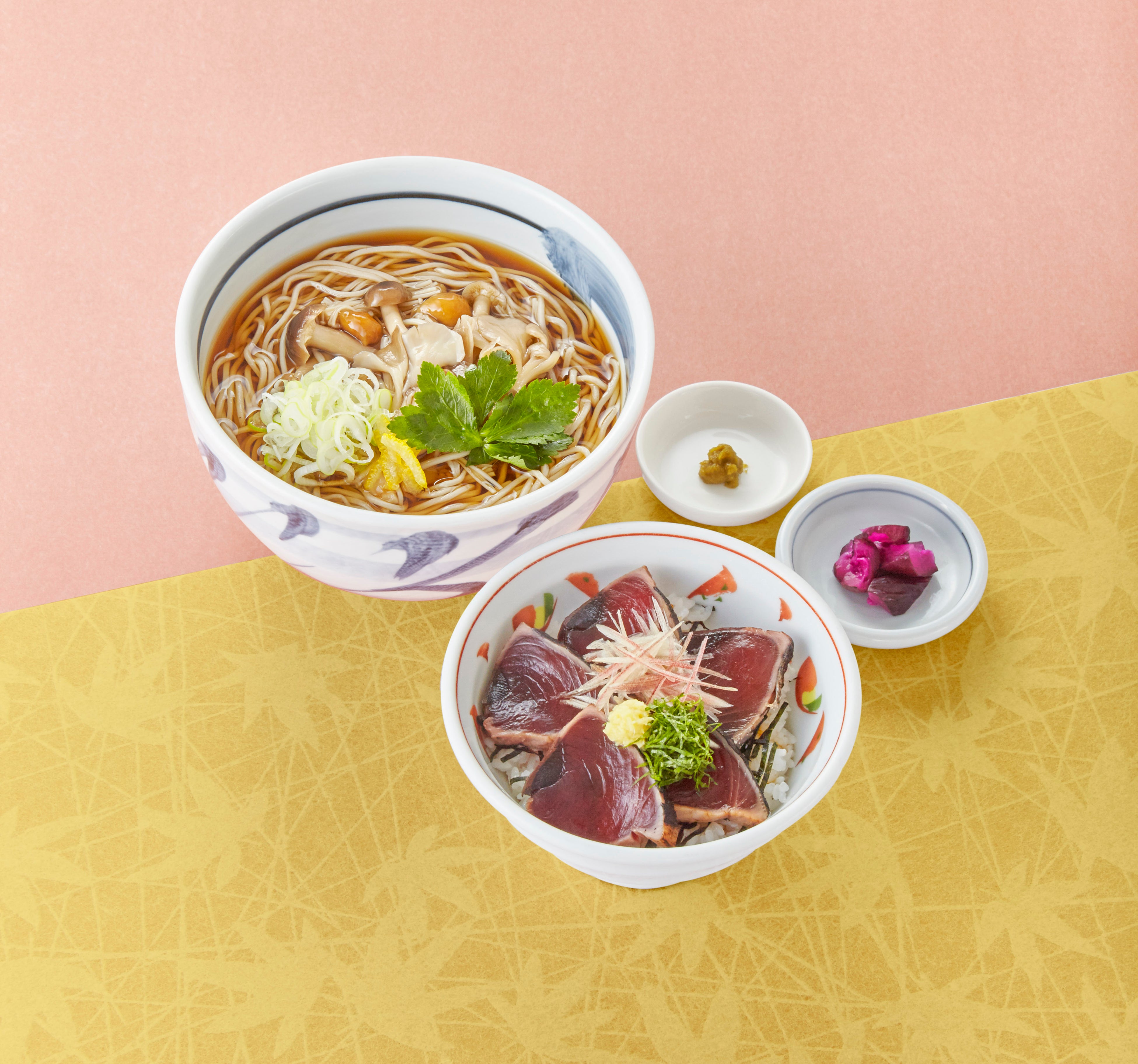 鰹のたたき丼ときのこそばセット