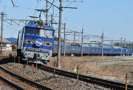 東日本版：EF510形