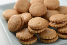 りんごジャムサンド （170g入り）324円（税込）