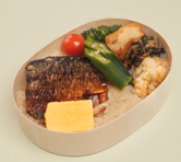 バイヤー推し✨　わっぱ醤油焼き鯖のすし弁 ９１８円（税込）