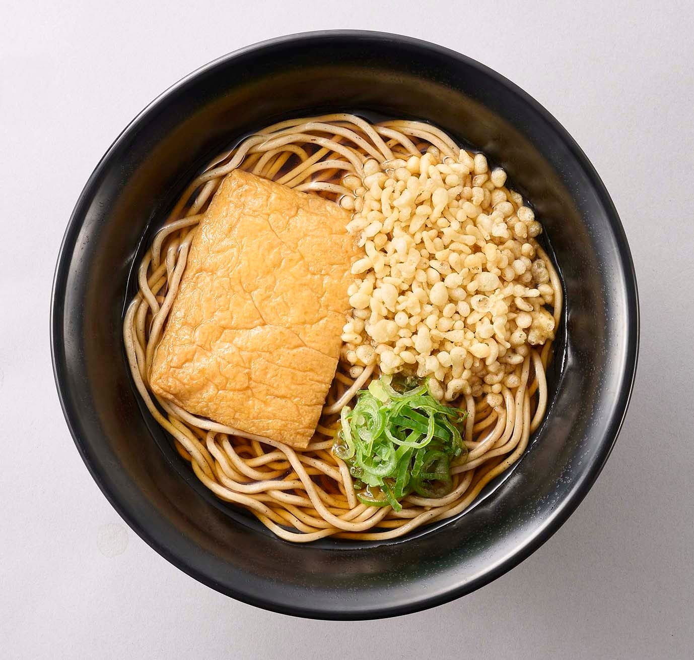 たぬきつねそば オープン記念価格 550円(税込)