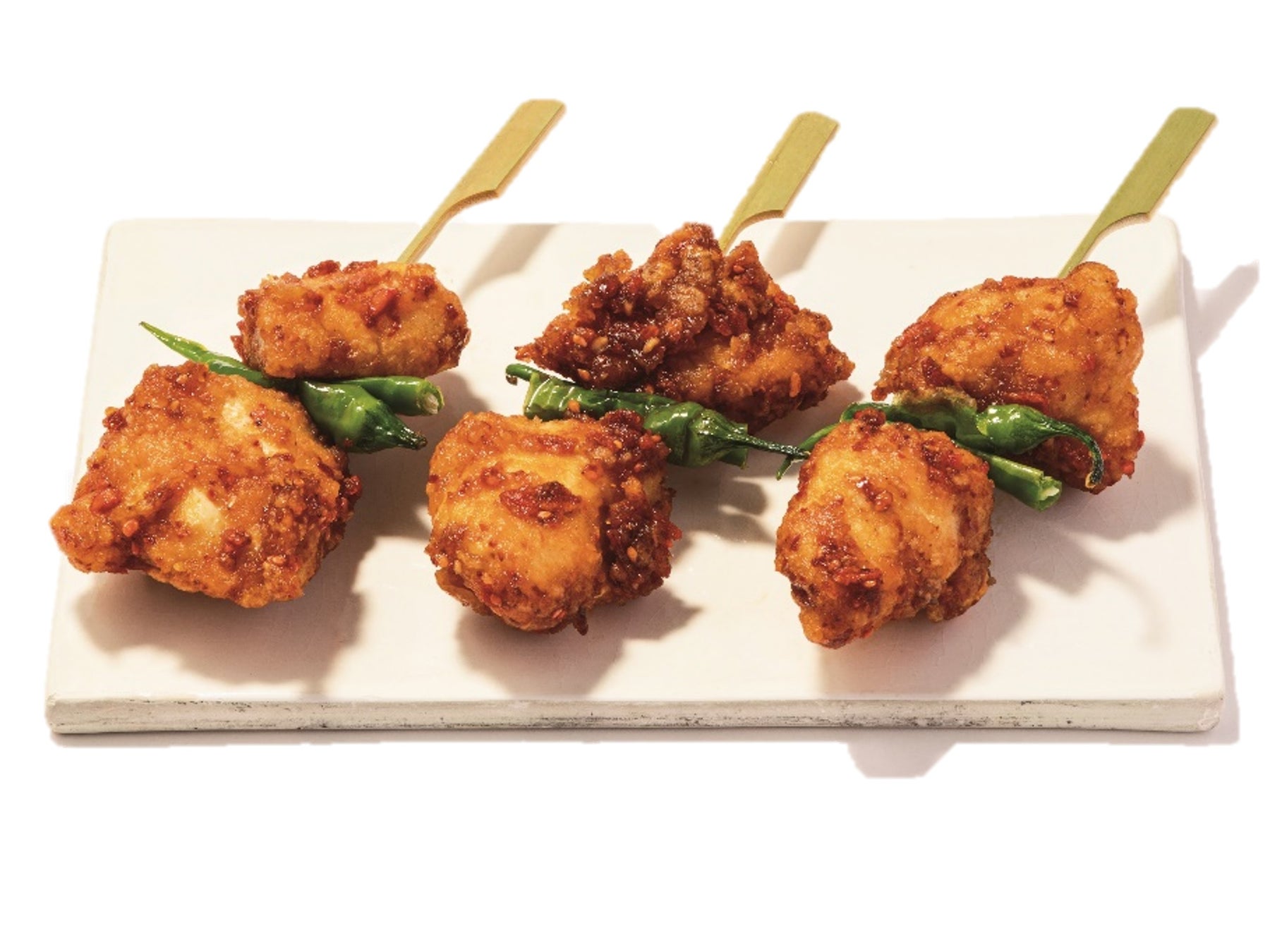 激辛 スパイシーチキン串 鳥麻(グランスタ東京/B1改札内) 1本 302円(テイクアウトのみ)