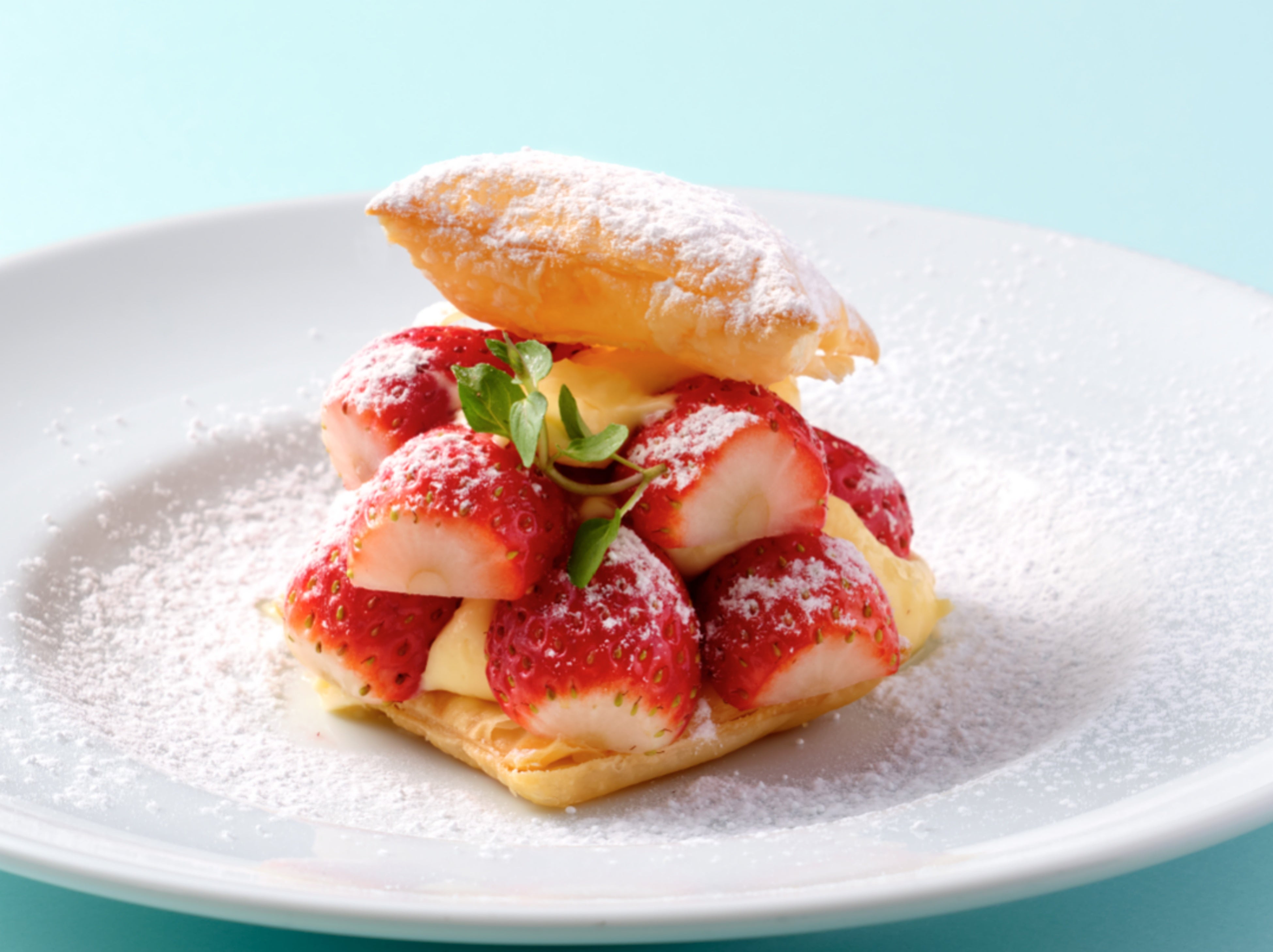 とちおとめのスポルカムッス&nbsp; 1個 850円（イートイン限定）／カッフェクラシカ（品川）