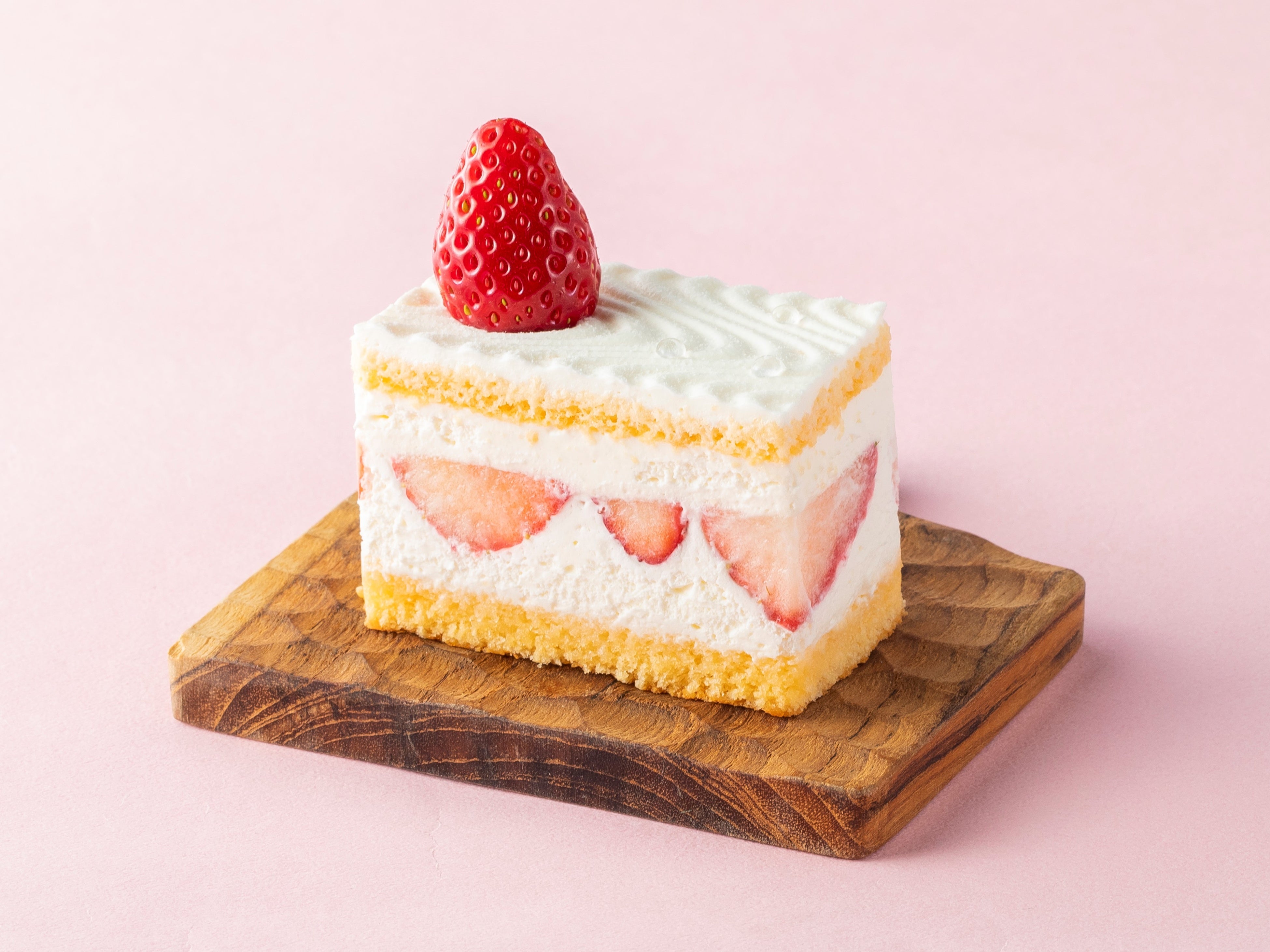 フレジェ&nbsp; &nbsp;1個 550円／パティスリー ドゥ シェフ フジウ