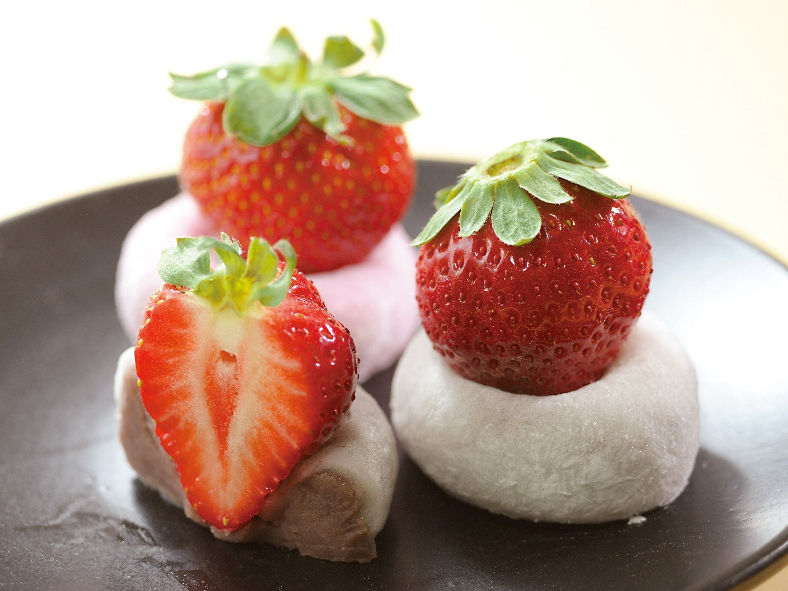 大いちご大福&nbsp; 1個 540円／旬果瞬菓 共楽堂