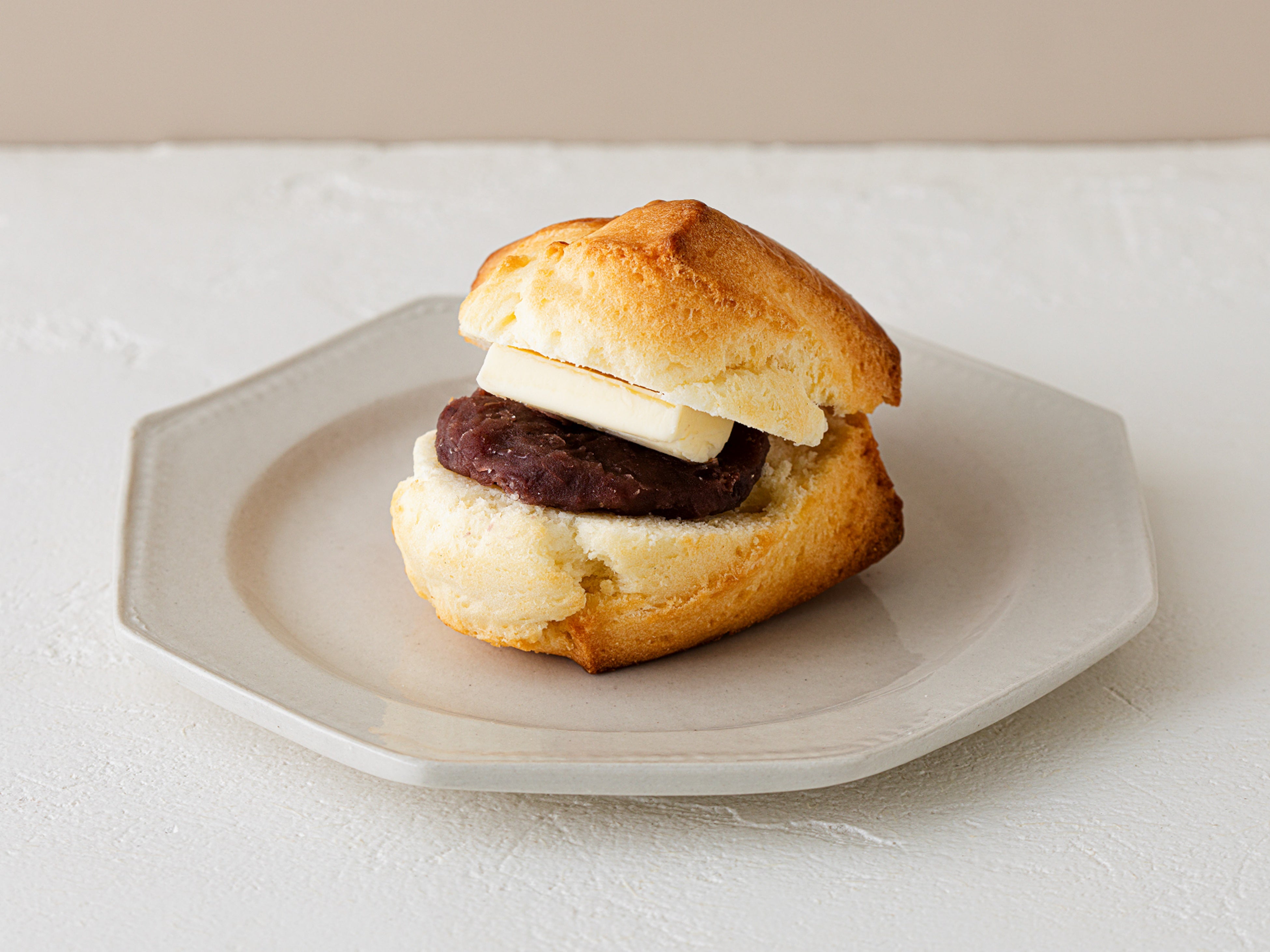 あんバタースコーン  1個　420円／Fairycake Fair（グランスタ東京／B1改札内 銀の鈴エリア）