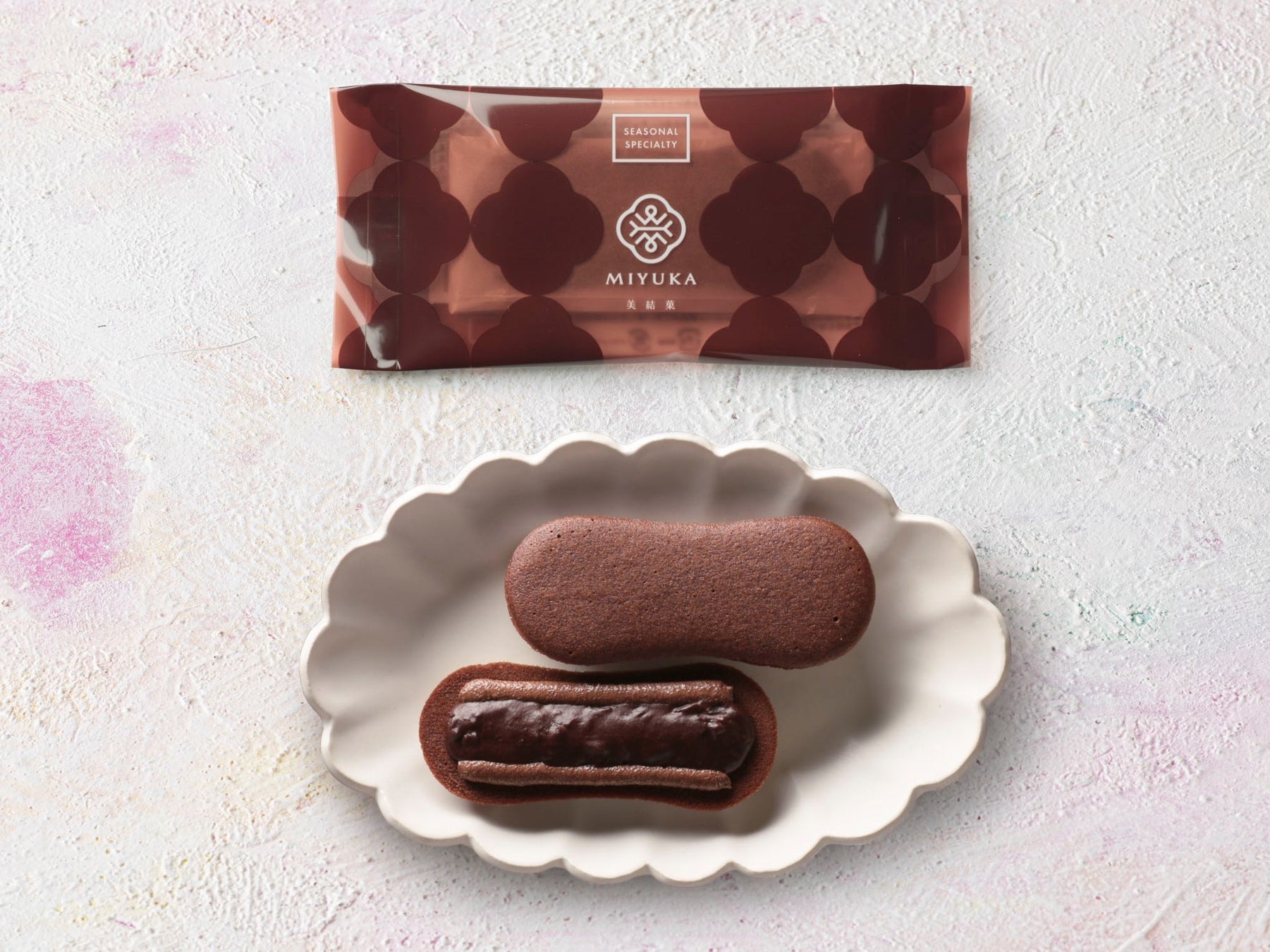 美結菓 生バターと ショコラあんのふわシャリ サンド  1個 350円/MIYUKA(グランスタ東京)