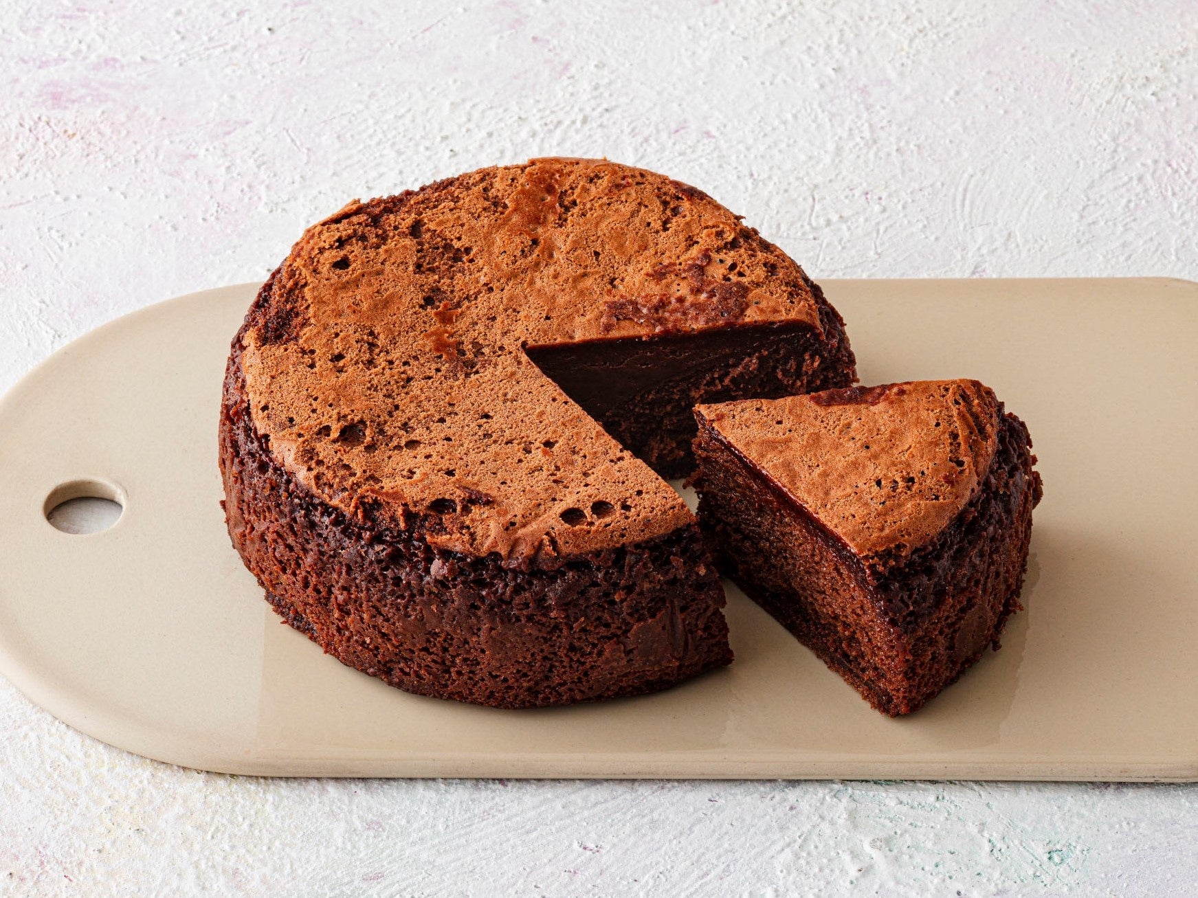 シルキーショコラ&nbsp; 1台（直径約12cm） 2,680円／パティスリーエヌグラム（エキュート立川）