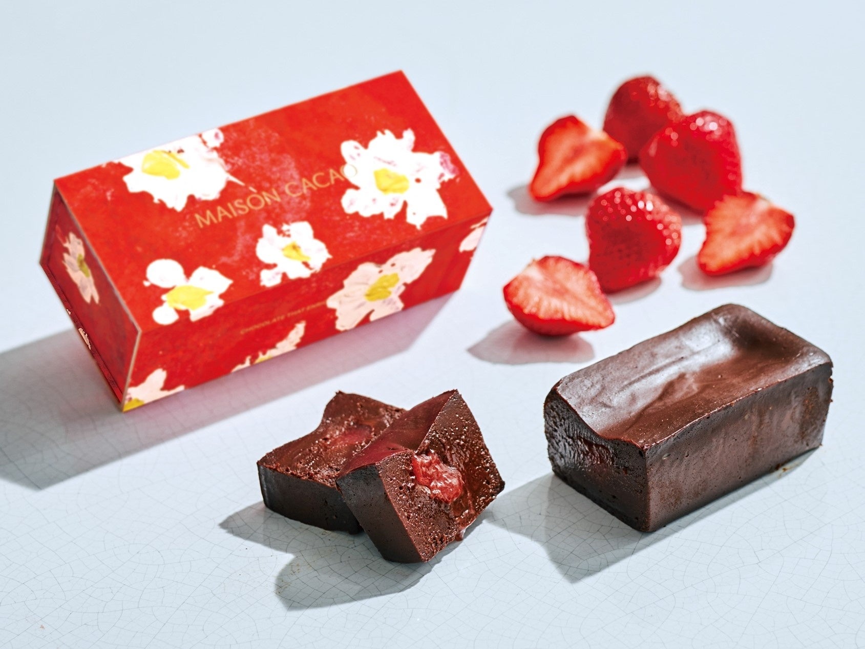 生ガトーショコラ　あまおう  1箱　3,780円／MAISON CACAO（グランスタ東京／1F 吹き抜けエリア）
