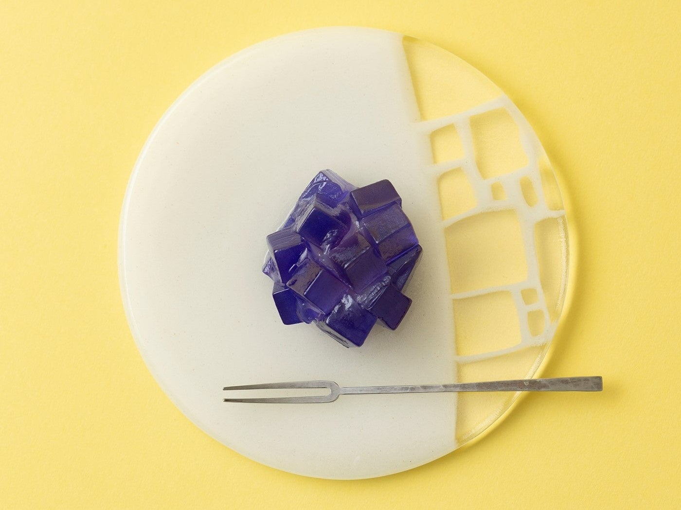 紫陽花  1個　180円／深川伊勢屋 （エキュート日暮里）