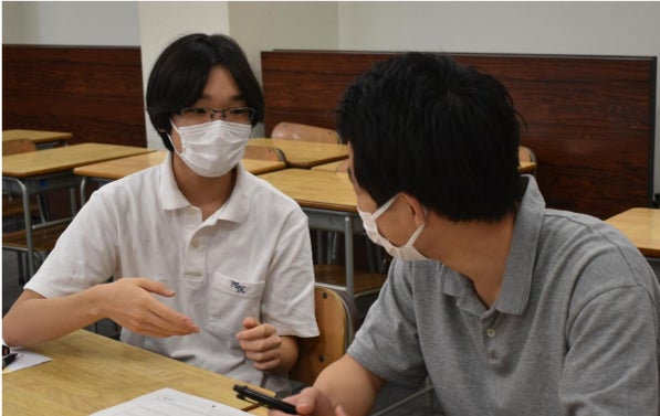 （写真：体験型プログラム 「すきなものビンゴ」イメージ）