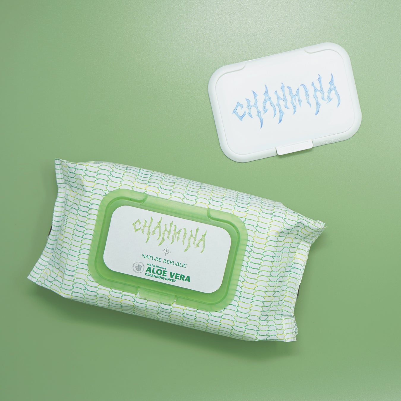 ネイチャーリパブリック×ちゃんみな マイルド&モイスチャーアロエクレンジングシート