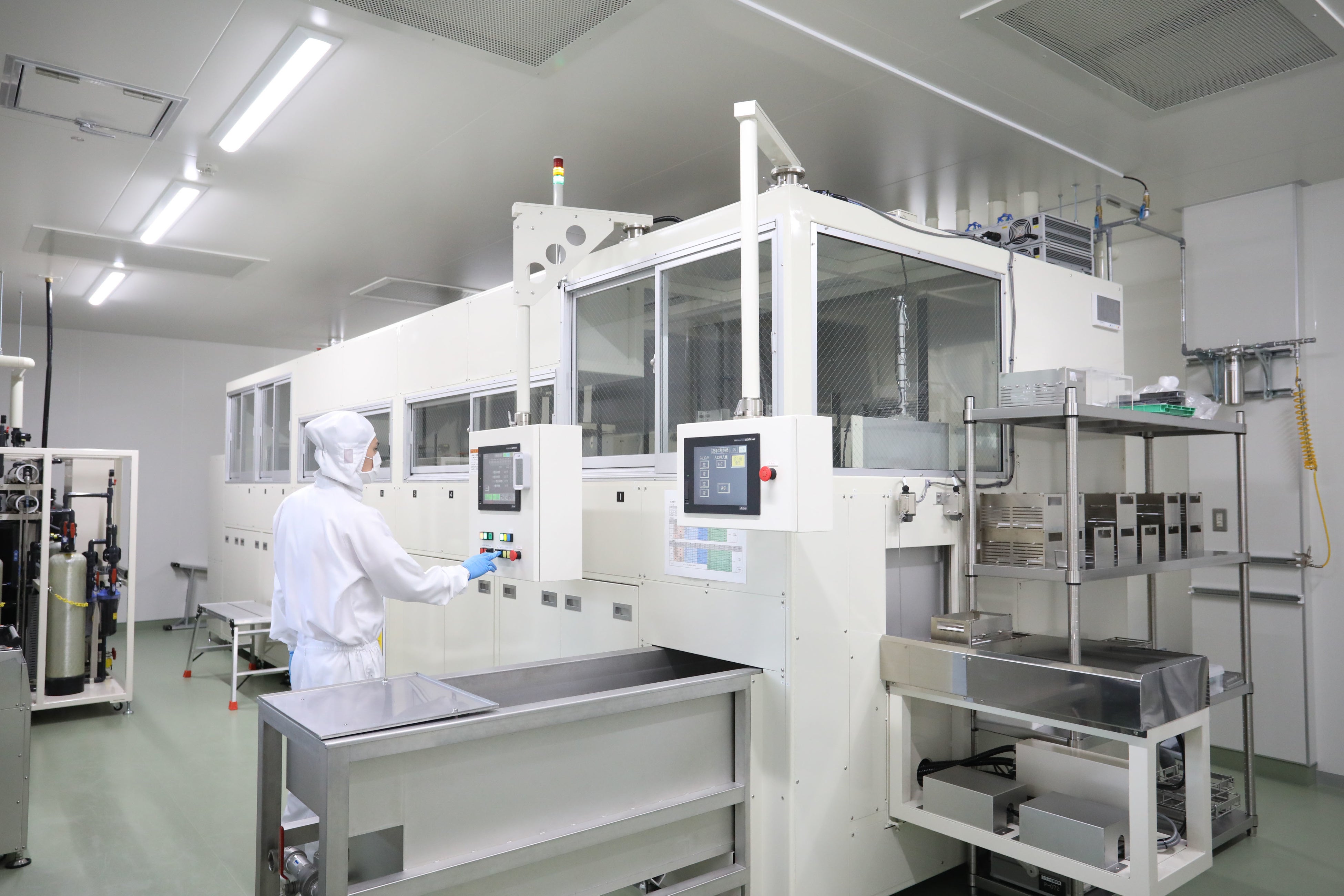 クリーン度を管理した洗浄工程