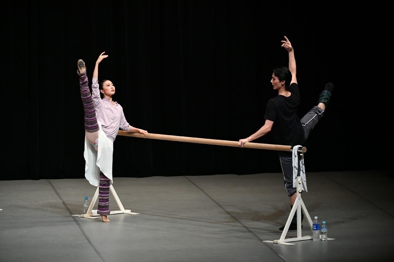 クラスレッスン風景（2022年京都バレエ プティ・コンセールより）