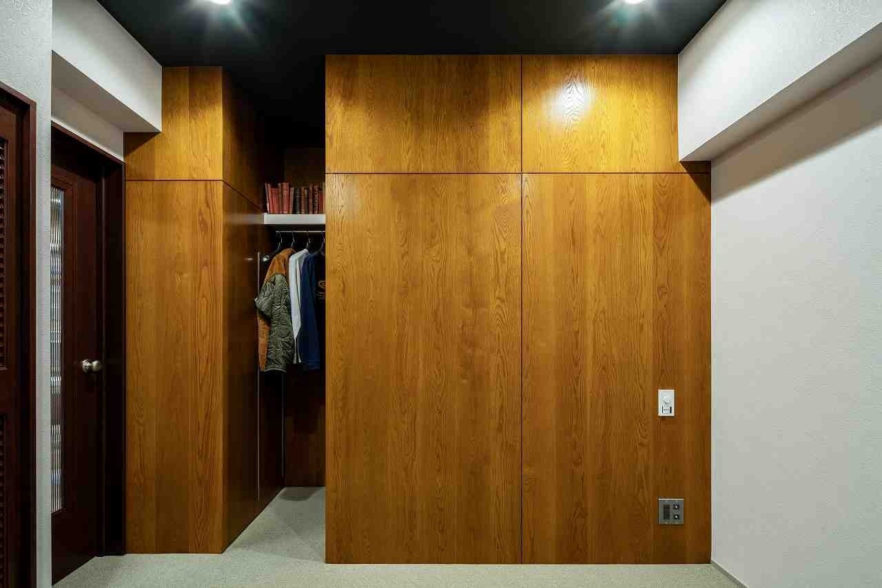 ▲寝室のオリジナルウッドパネル