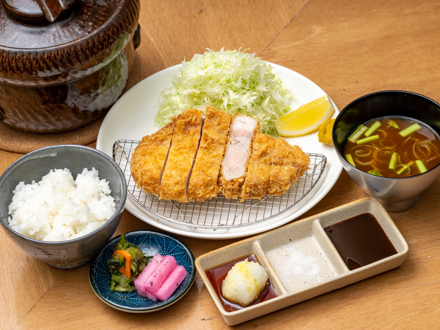 上ロースカツ定食:¥2,200(税込)