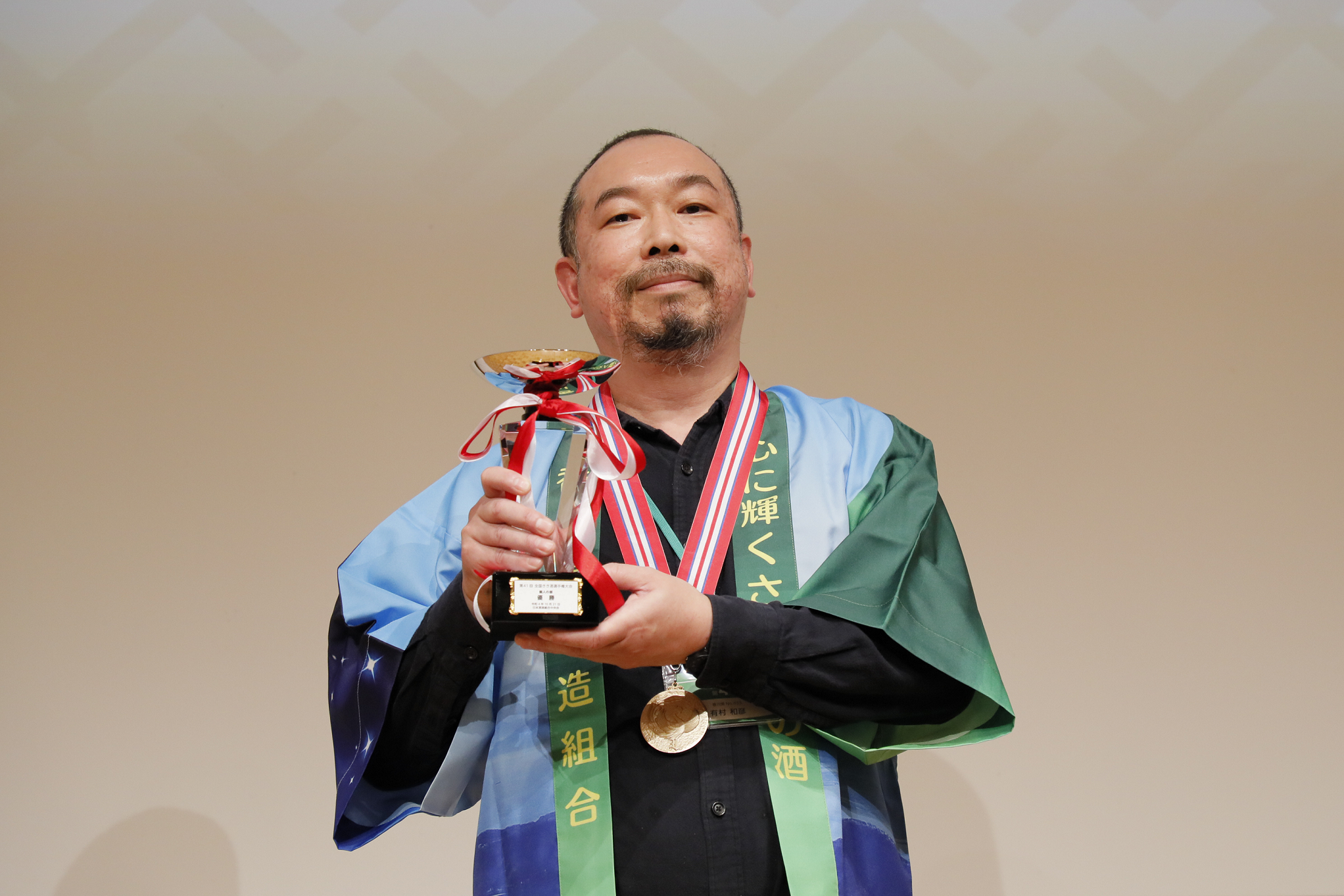 個人の部優勝の香川県　有村さん