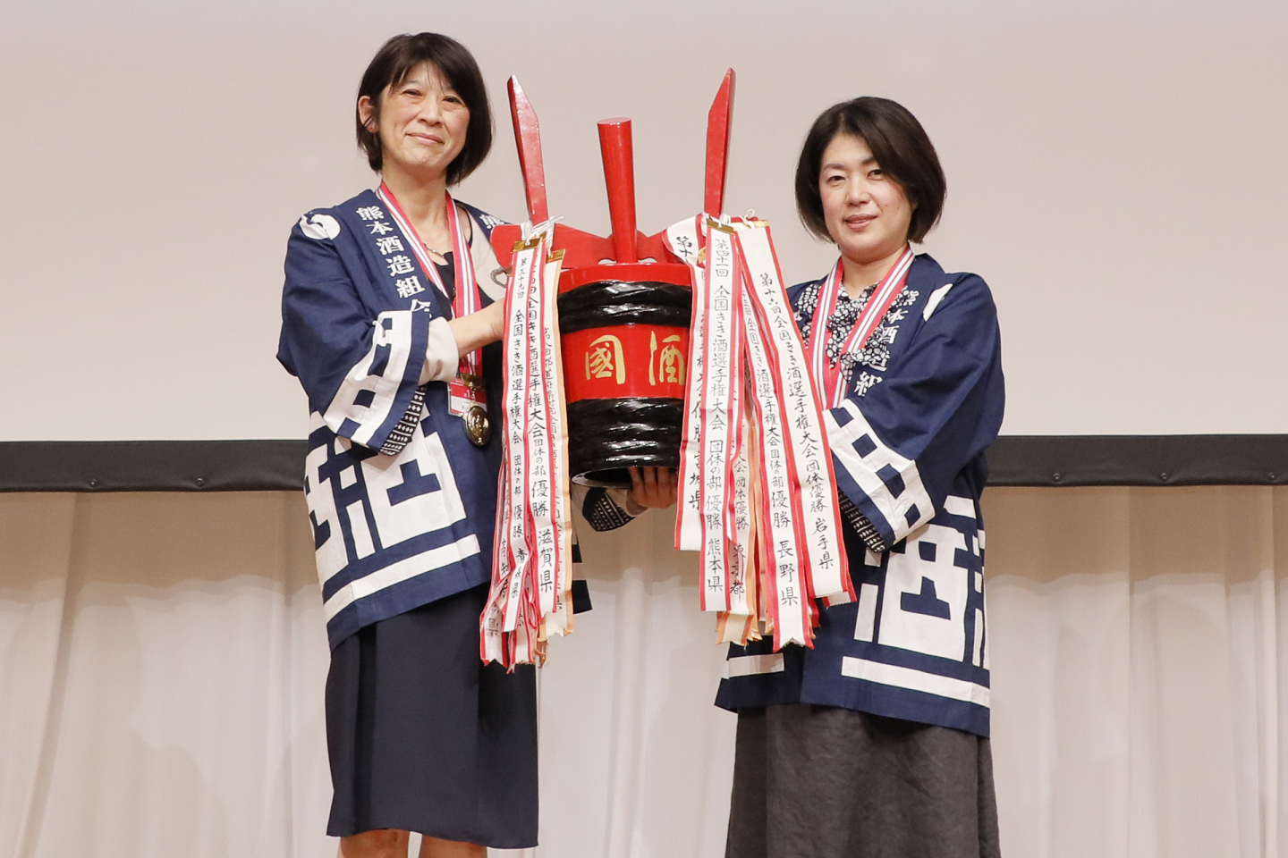 団体の部優勝の熊本県 小松さん・藤川さんのペア
