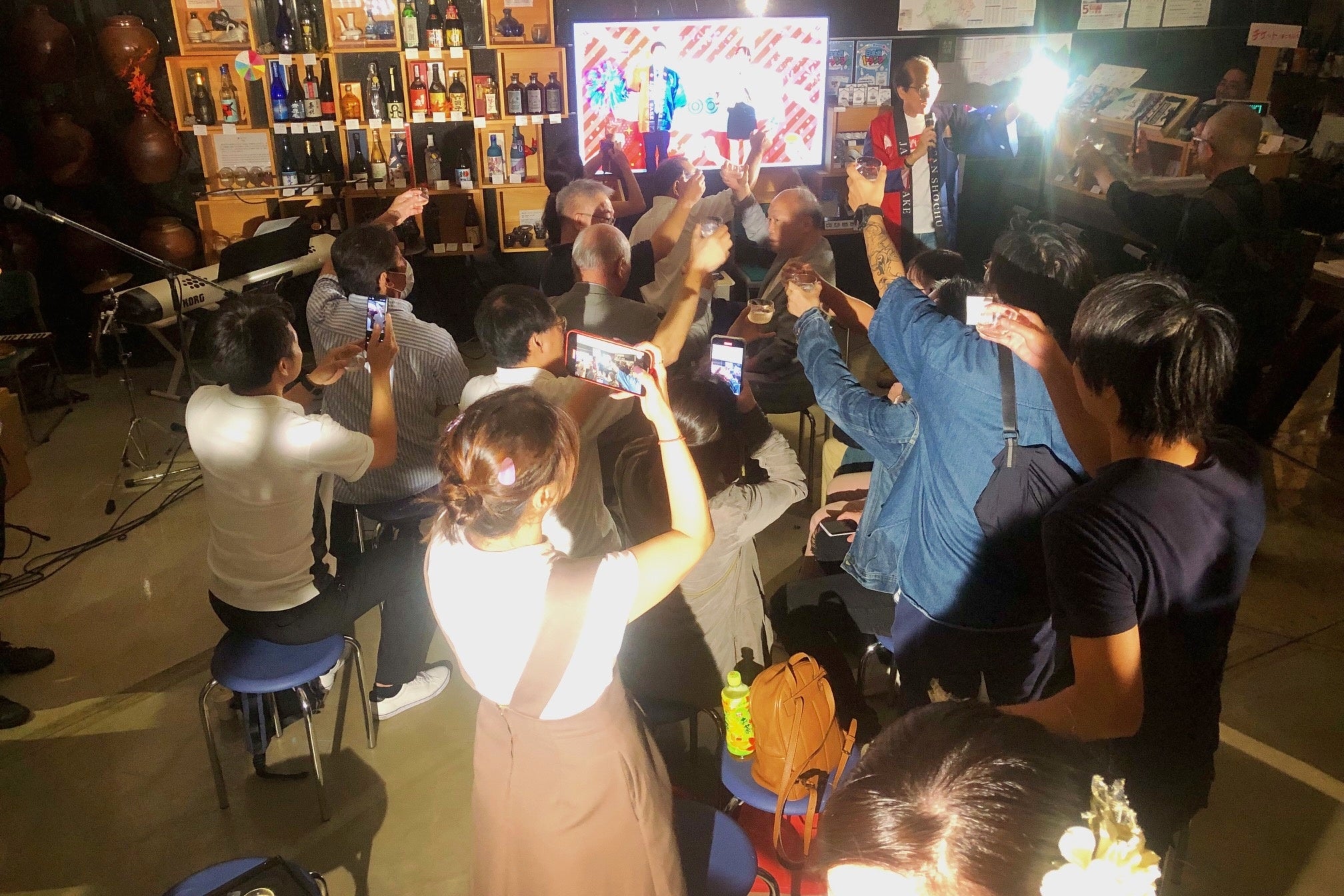 サケフェス会場での一斉乾杯