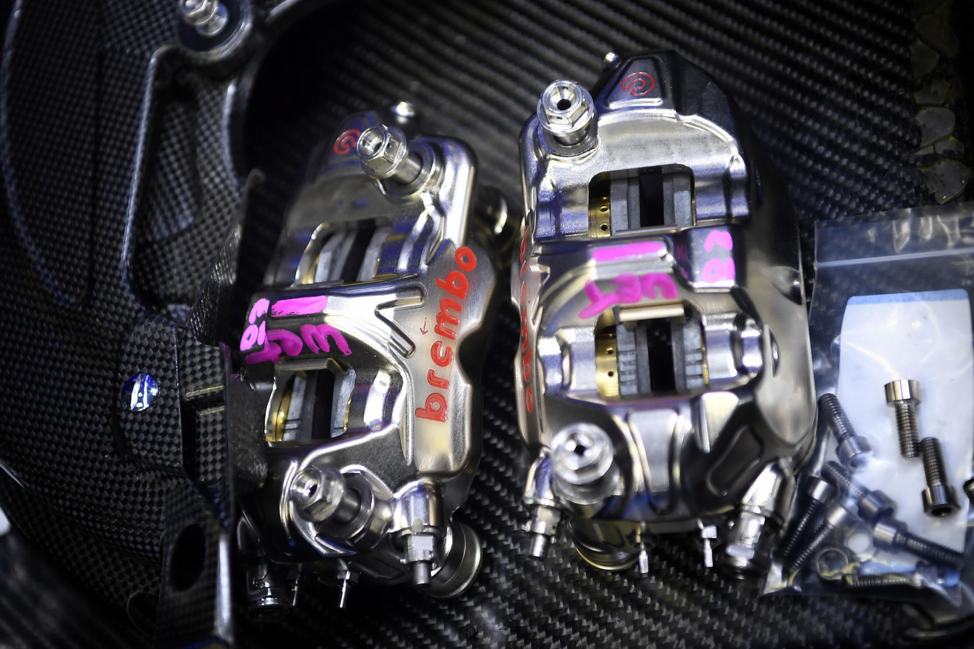 多くのレーサーからの信頼も厚いブレンボのブレーキシステム。