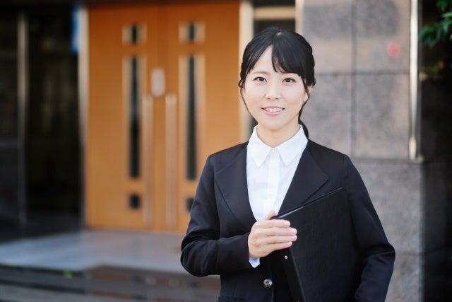 不動産物件の立ち会い・空き家、中古車などの撮影業務